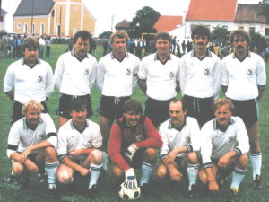 Egmatings erste Mannschaft 1982/83